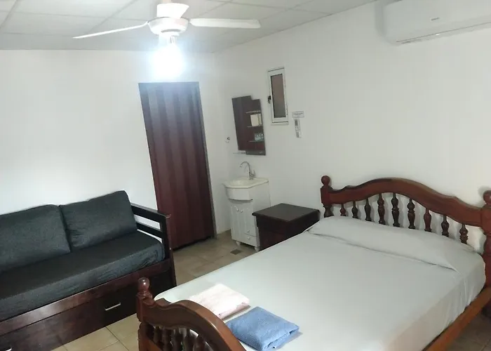 Hospedaje Colonia